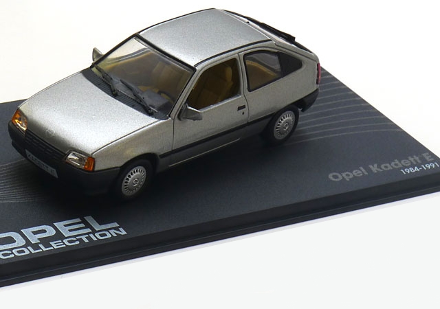 1:43 OPEL Kadett E (1984-1991), серебристый - OP67