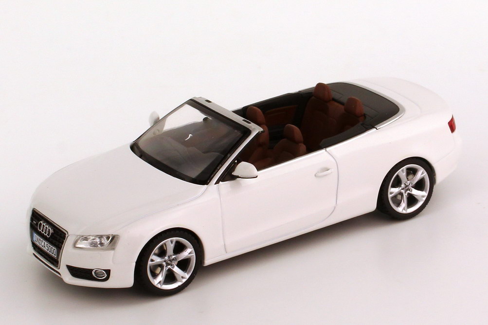 1:43 AUDI A5 Cabriolet 3.0 TDI quattro (2008), белый - 5010805313