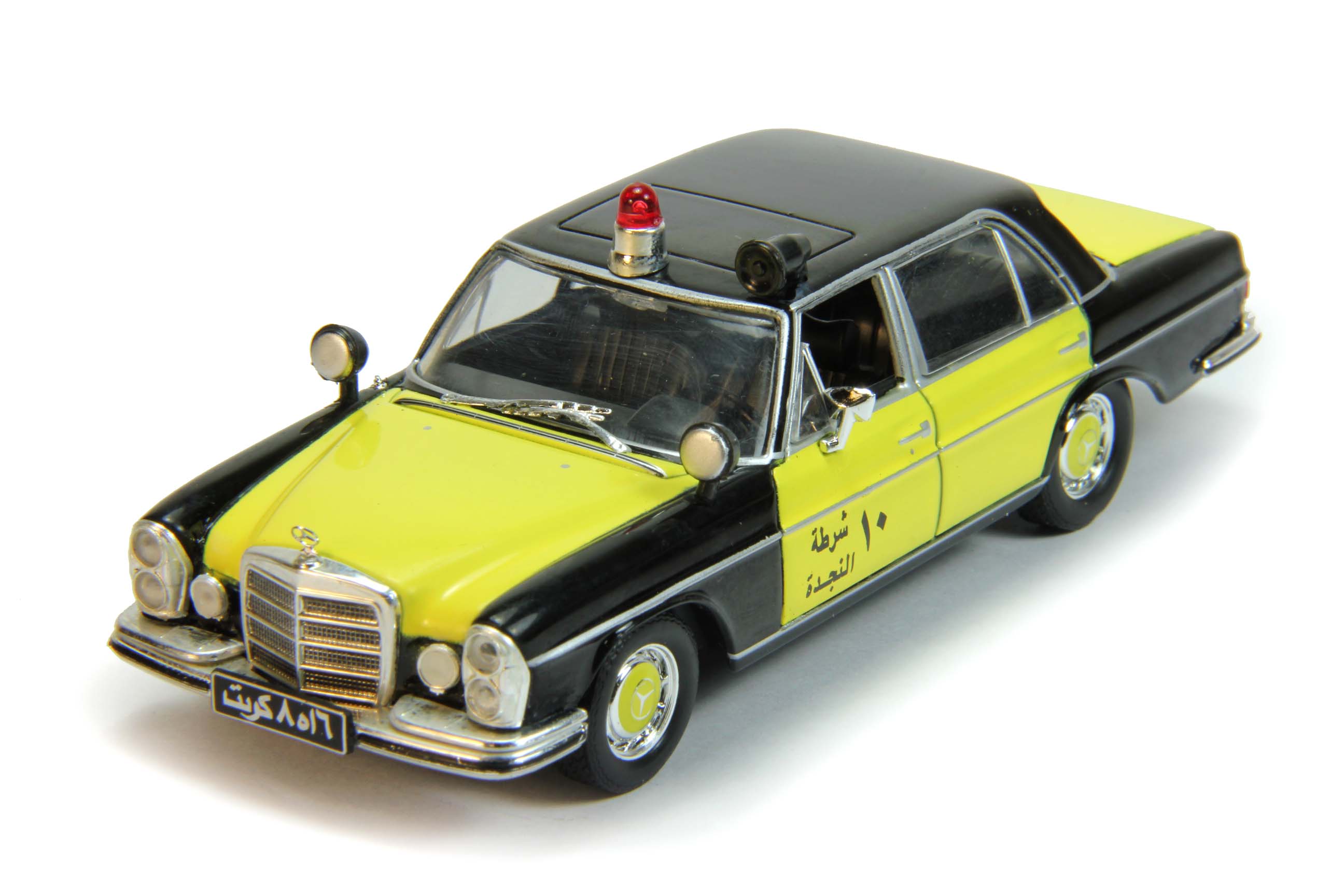 1:43 MERCEDES-BENZ W108 Полиция Кувейта, Полицейские Машины Мира 79, черно-желтый - PCW079