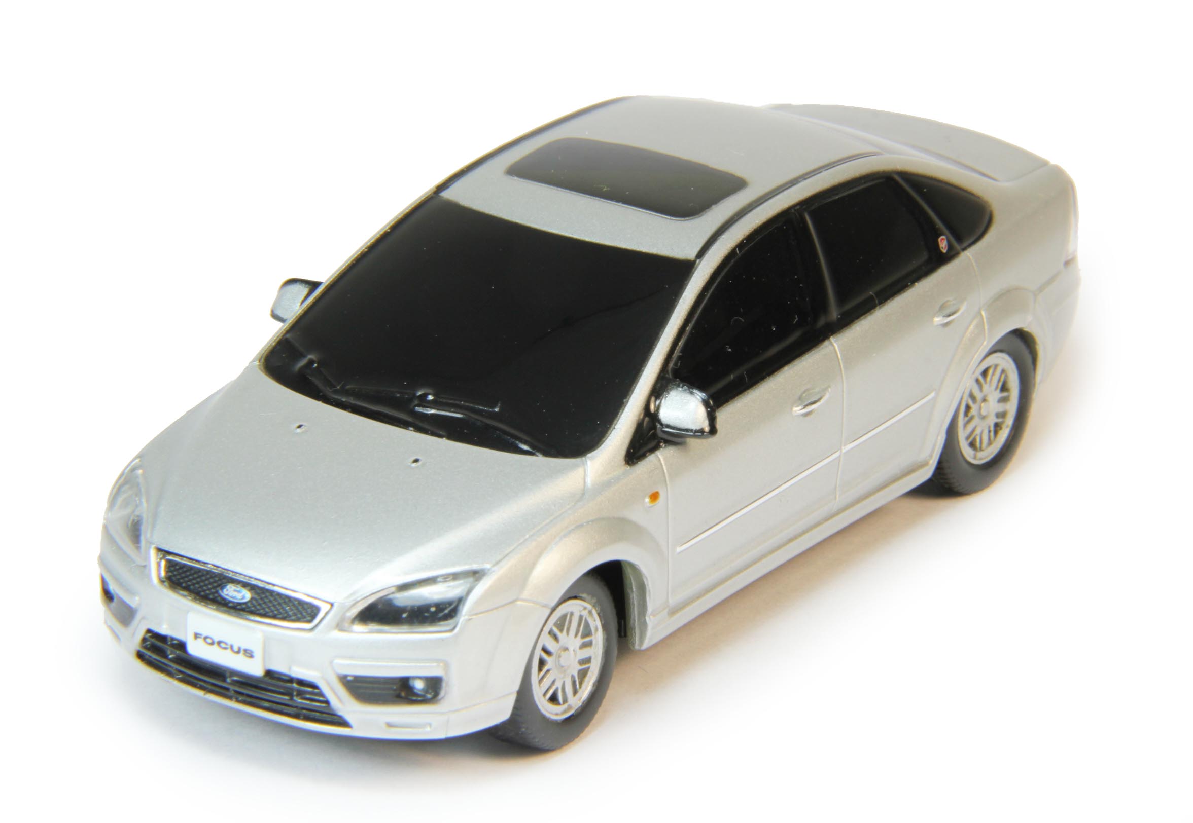 1:43 (Б/У) FORD Focus II sedan, silver - MEE001-X1