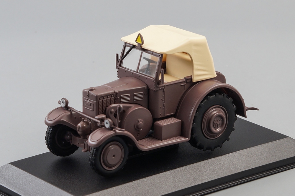 1:43 Lanz D 2531 E Bulldog, Тракторы 118 - TRC118