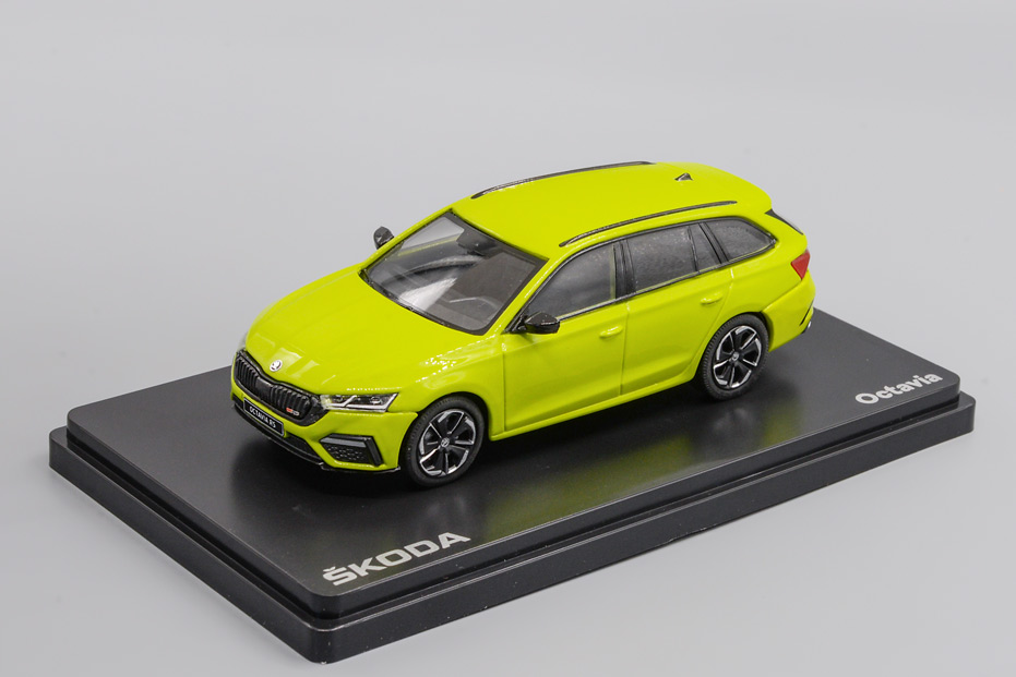 1:43 SKODA Octavia IV Combi RS (2020), Mamba Green - 039QT