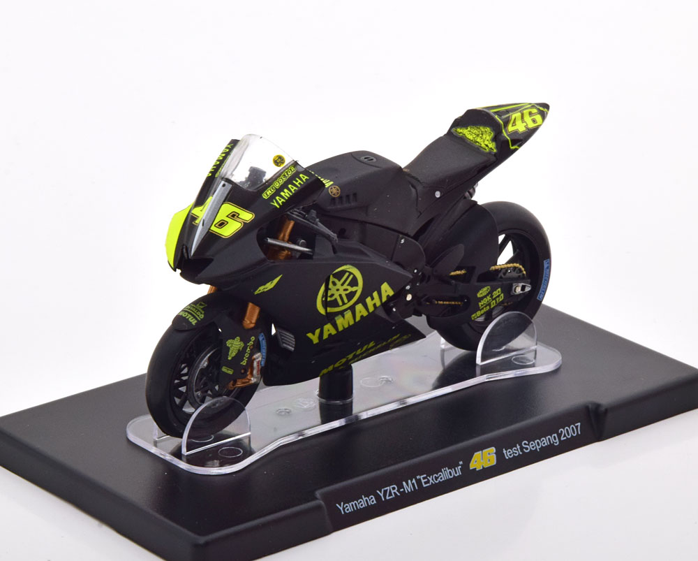 1:18 YAMAHA YZR-M1 Excalibur No 46  Moto GP Test Sepang, Rossi (2007), matt-black - Rossi0037