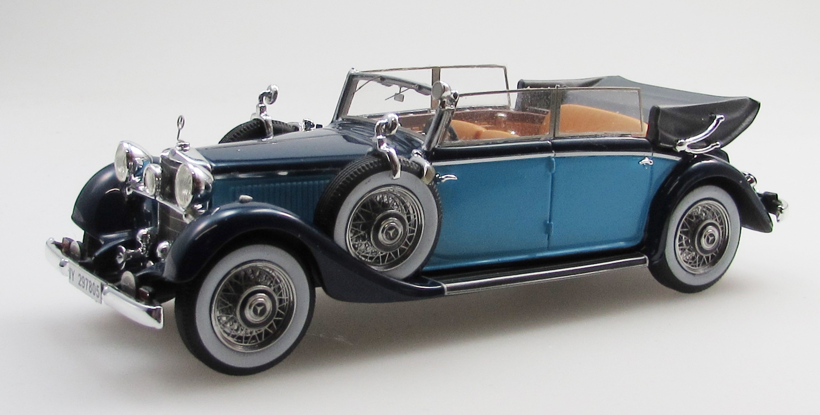 1:43 MERCEDES-BENZ 290 W18 lang cabriolet D top down (1933), blue/black - EMEU43043J