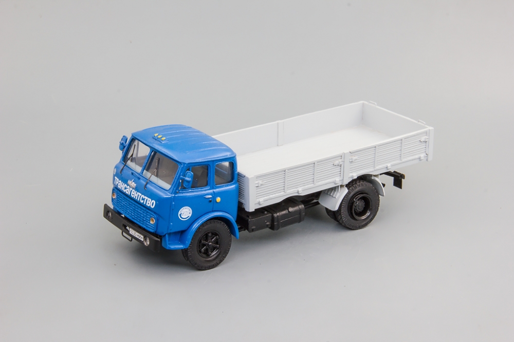 1:43 МАЗ 5335 (бортовой) Трансагенство - ADG001