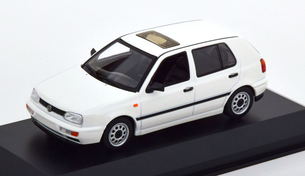 1:43 VOLKSWAGEN Golf 3 (1997), white - 940055500