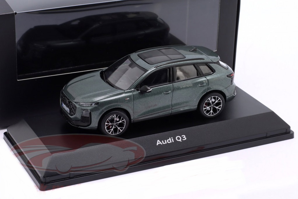 1:43 AUDI Q3 SUV (2026), sage green - 5012503631