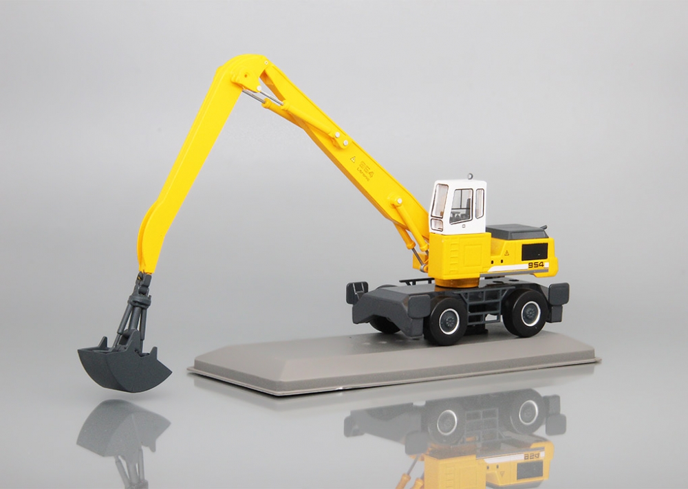 1:72 Экскаватор LIEBHERR A 954B - G110H042