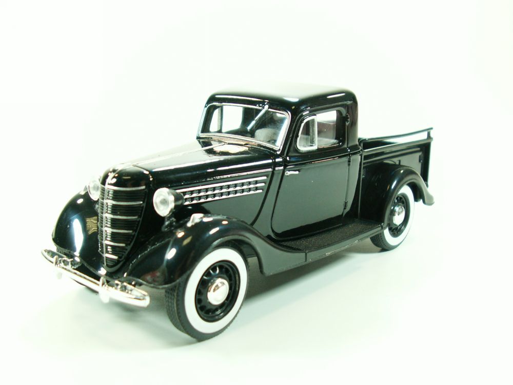 1:43 Горький 11-415, черный - H551b