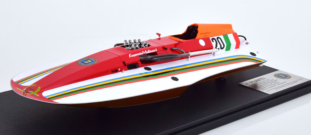1:18 MOLINARI 4 Punti Motorboat with ShowCase Limited Edition 300 pcs - FER003