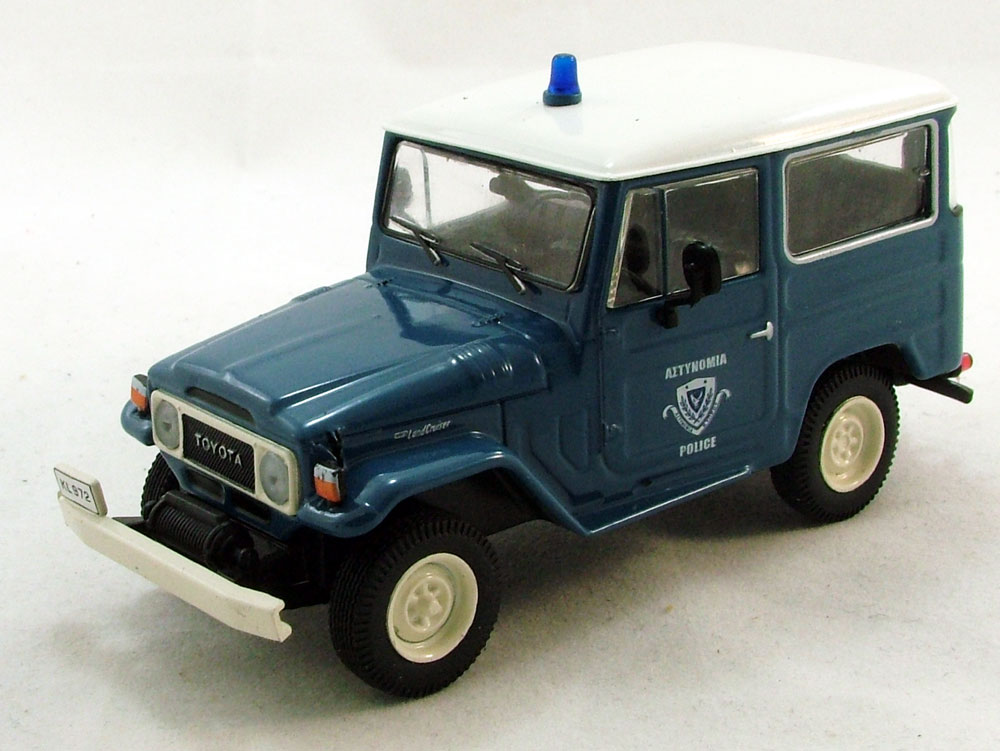 1:43 TOYOTA Land Cruiser FJ40, Полицейские Машины Мира 18, голубой - PCW018-X4