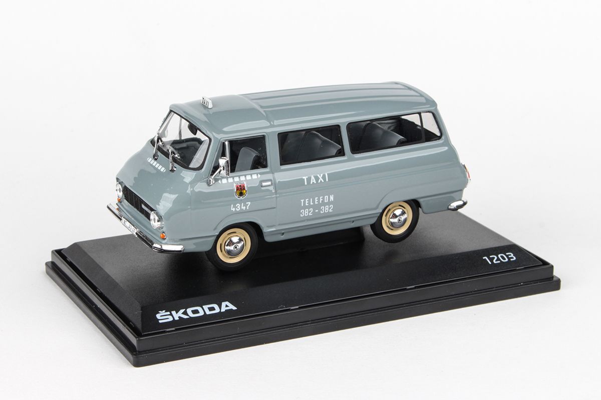 1:43 SKODA 1203 (1974) Taxi - 705XD01
