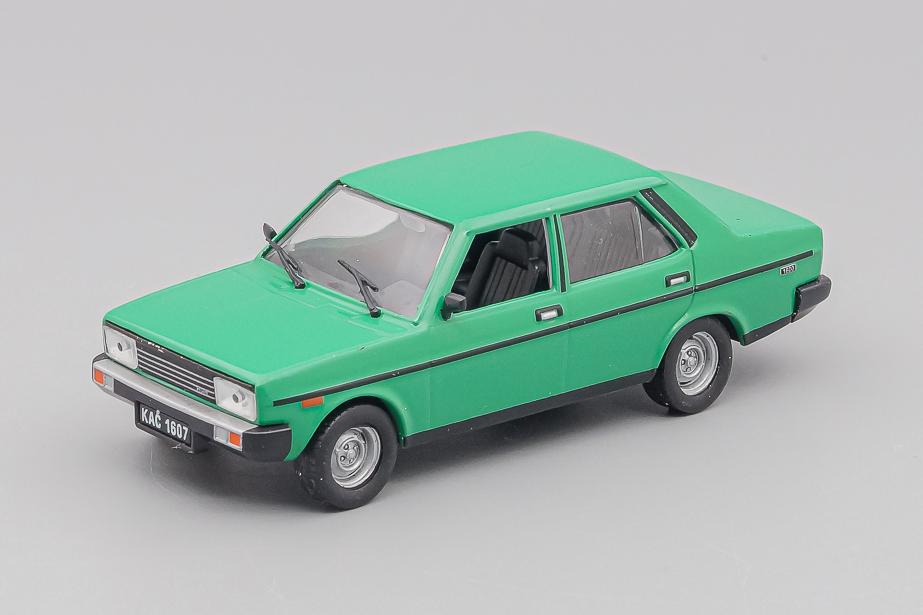 1:43 FIAT 131P, Kultowe Auta 80, зелёный - kul080