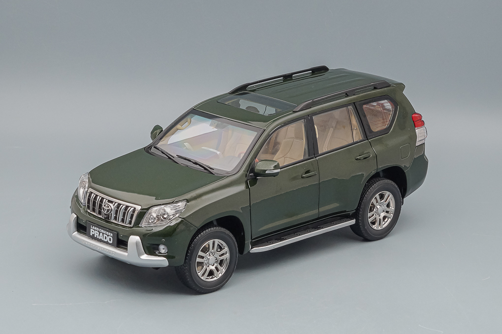 1:18 TOYOTA Land Cruiser Prado 2009, green - PUD001
