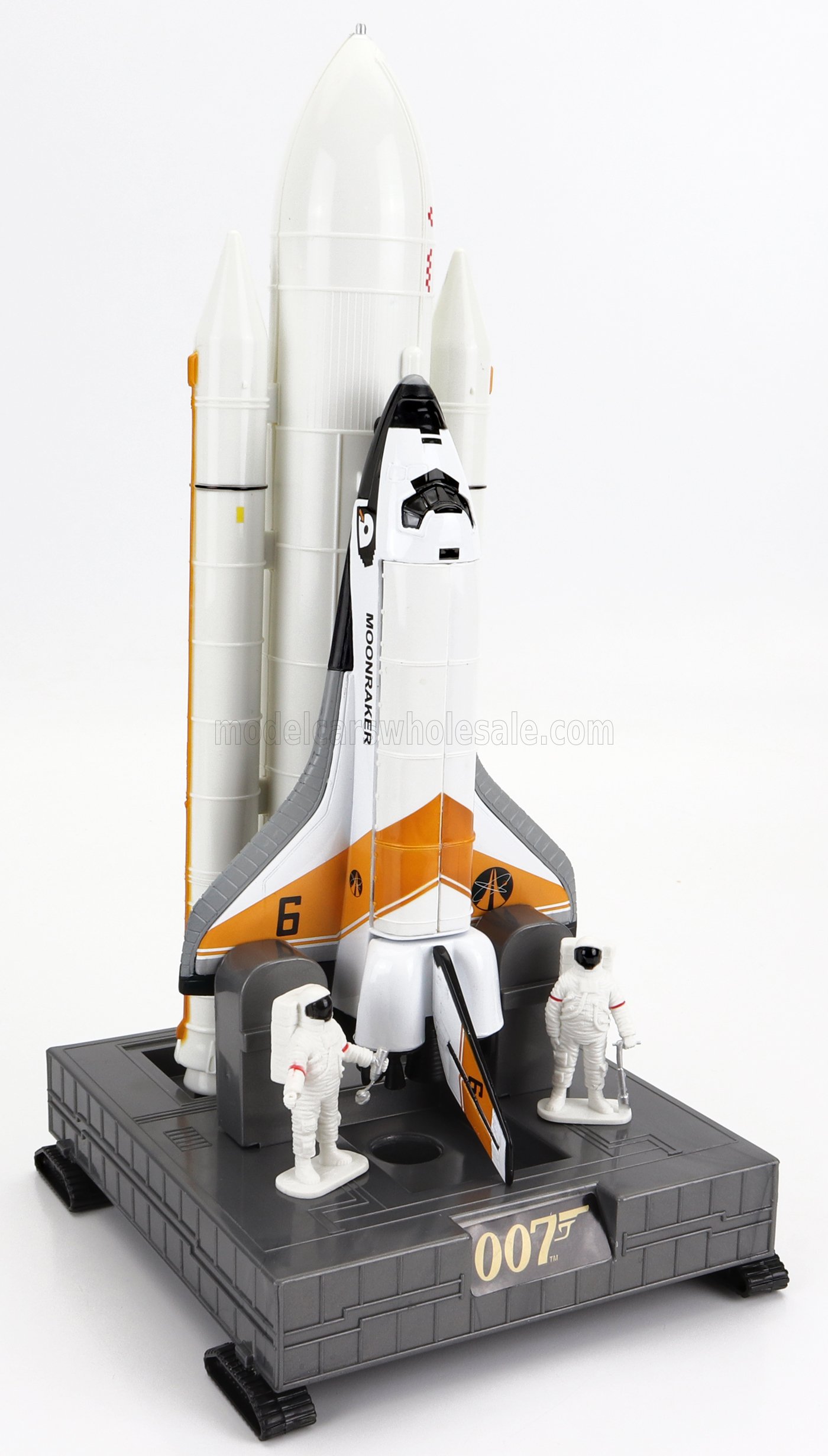 1:36 MOONRAKER Diorama - Space Shuttle - 007 James Bond - Moonraker, White - 79847
