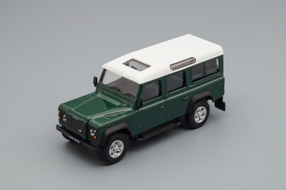 1:43 LAND ROVER Defender Generation 1, dark green - 4-53240