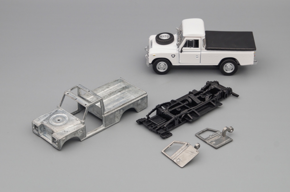 1:43 Сборная модель LAND ROVER Series 109 Pickup - 4-54050K