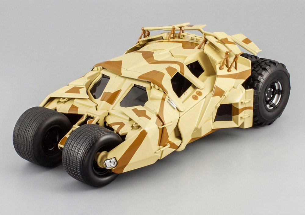 1:18 BATMOBILE Tumbler The Dark Knight Rises Batman, camouflage - BCJ76