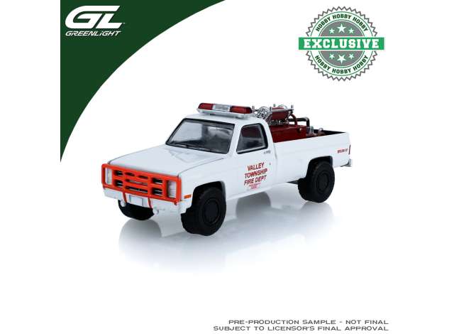 1:64 CHEVROLET K20 Custom Deluxe 4x4 Brush Fire Truck Danville, Pennsylvania (1983), white - 30579