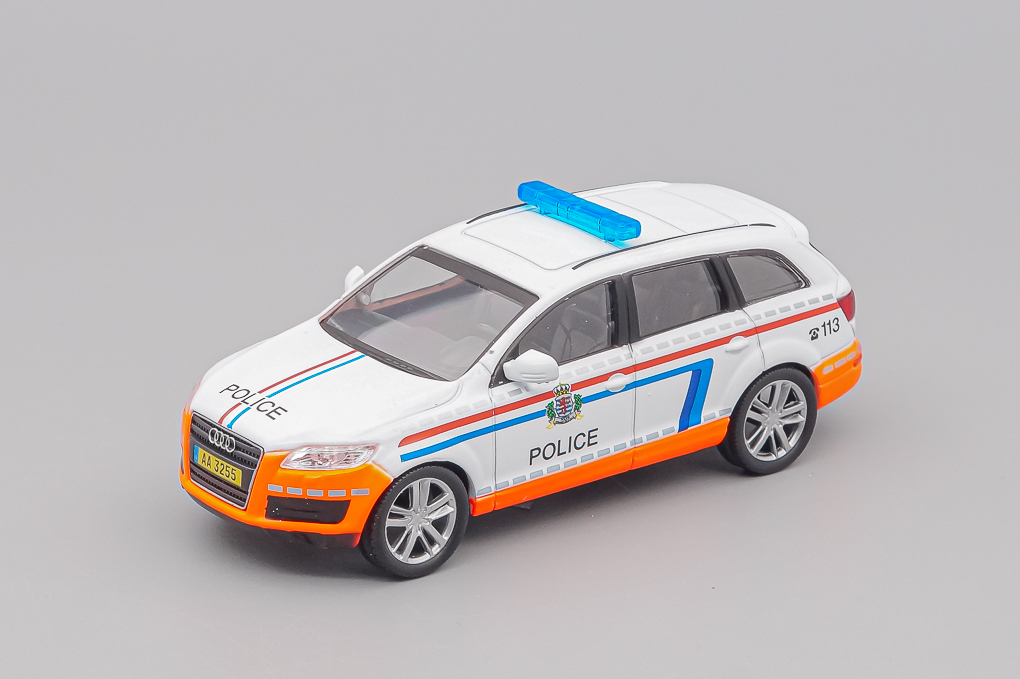 1:43 AUDI Q7 Police Luxembourg, Полицейские Машины Мира 28, white - PCW028-X1
