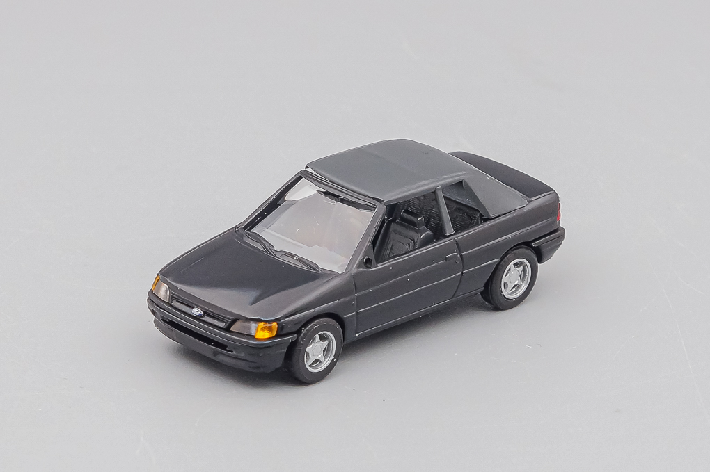 1:87 FORD Escort '91 Cabrio, top up, black / black gray - 45702-X1