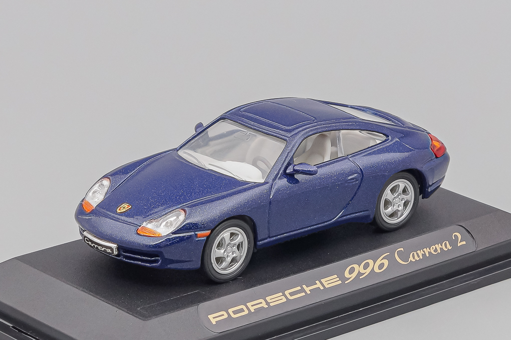 1:43 PORSCHE 911 (996) Carrera 2 (1998), blue - 94221-X1