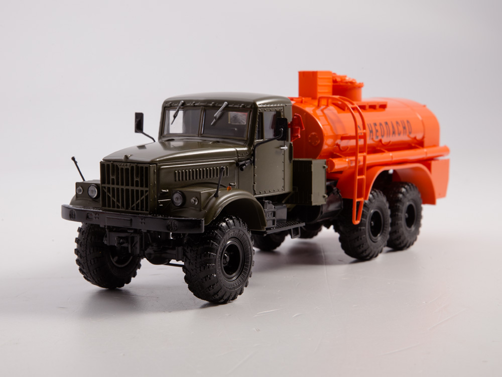 1:43 Топливозаправщик АЦ-8,5 (255Б), хаки / оранжевый - 100862