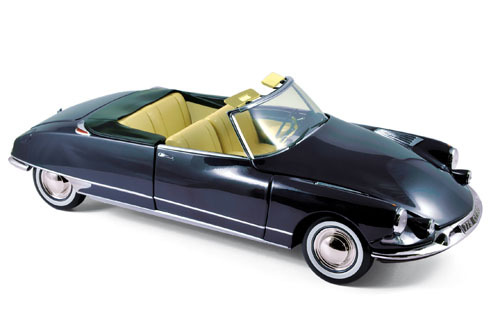1:18 CITROËN DS19 Cabriolet (1961), royal blue - 181564