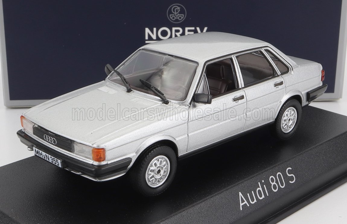 1:43 AUDI 80 S (1979), silver - 830052