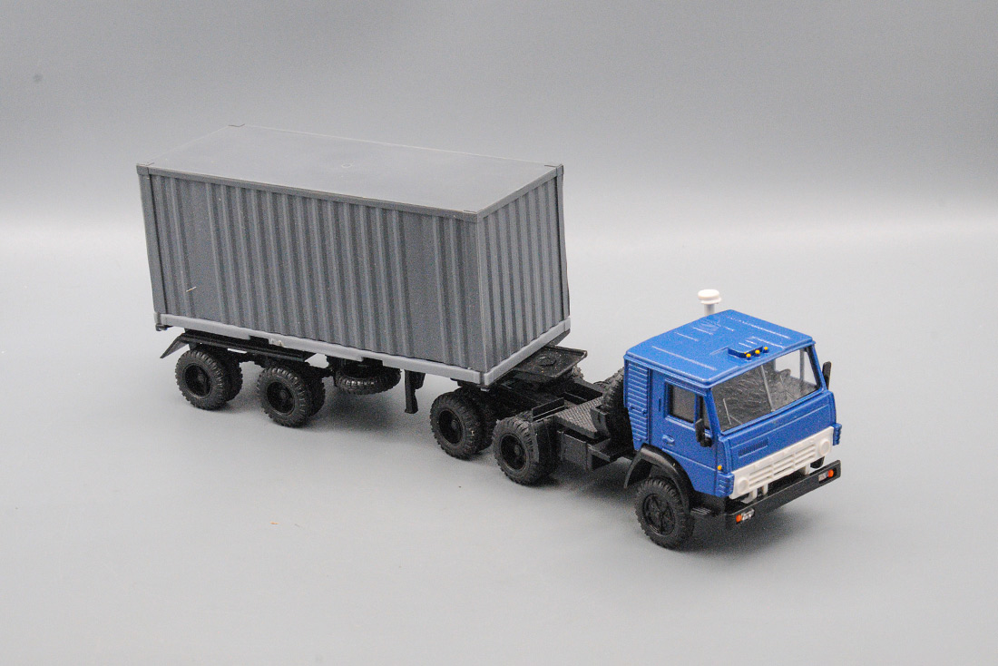 1:43 КАМАЗ 54112 Контейнеровоз, серый / синий - ELK-1141