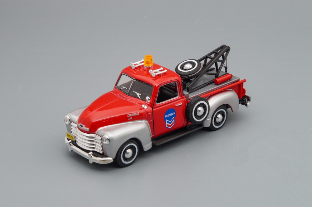 1:43 CHEVROLET C-3100 Pickup, red / silver - 4-13860
