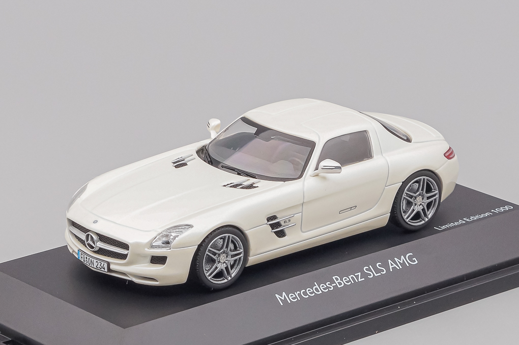 1:43 MERCEDES-BENZ SLS AMG, white - 07411-X1
