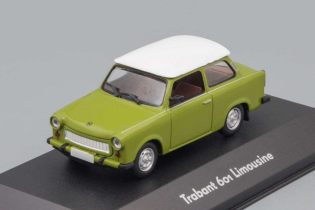 1:43 TRABANT 601 Limousine 1980 Green/White - 7230001