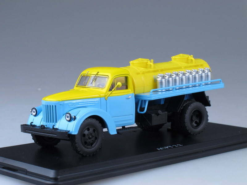 1:43 АЦПТ-2.2 Молоко (на шасси УралЗИС-355М), голубой / желтый - SSM1049