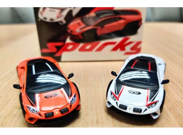 1:64 LAMBORGHINI Huracán Sterrato Combo Set, white / orange - YCOMBO64009