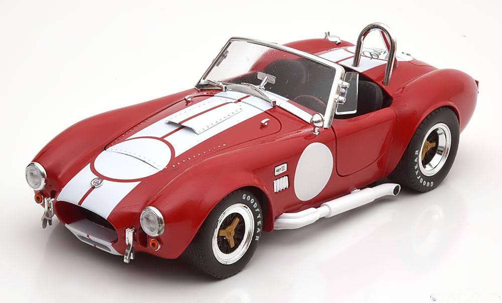 1:18 SHELBY Cobra 427 S/C Caroll Shelby 1923-2012 (1965), red white - 01122