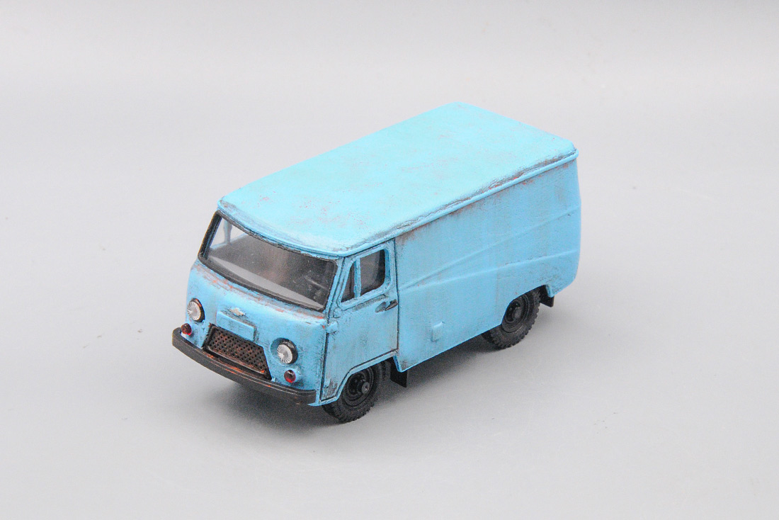 1:43 УАЗ Кубанец у1а1 фургон, голубой, со следами эксплуатации - RG073