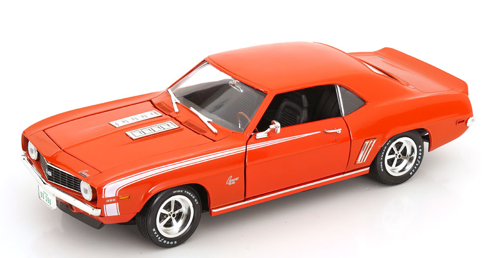 1:18 CHEVROLET Camaro SS396 Coupe (1969), orange white - 7456