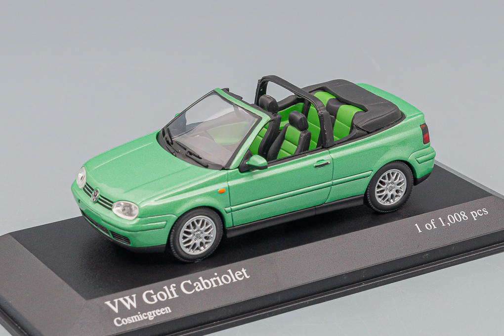 1:43 VOLKSWAGEN Golf Cabriolet 1999, green metallic - 430058335