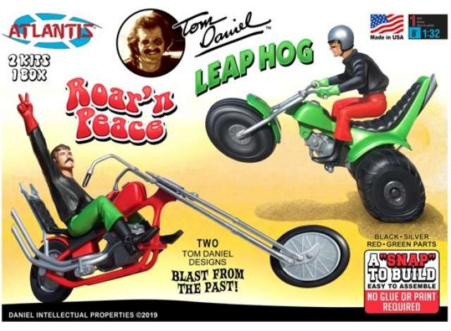 1:32 Сборная модель Snap 2-n-1 Tom Daniel Roar N Peace & Leap Hog - AMCM6600