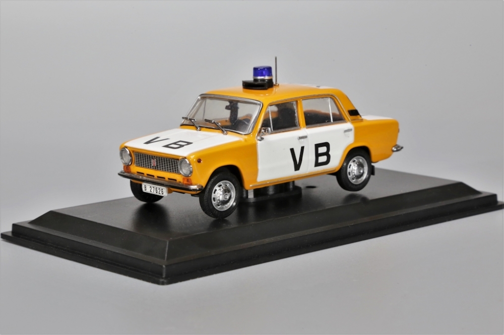 1:43 Волжский 1300 VB, желтый / белый - EVRM0143-07