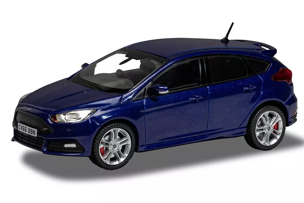 1:43 FORD Focus Mk III ST (2012), blue - VA15307