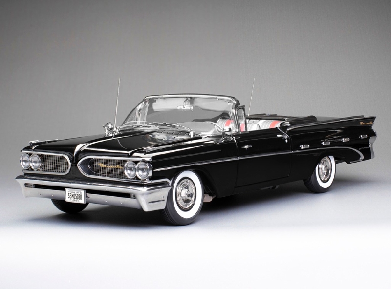 1:18 PONTIAC Bonneville Open Convertible (1959), regent black - 5188