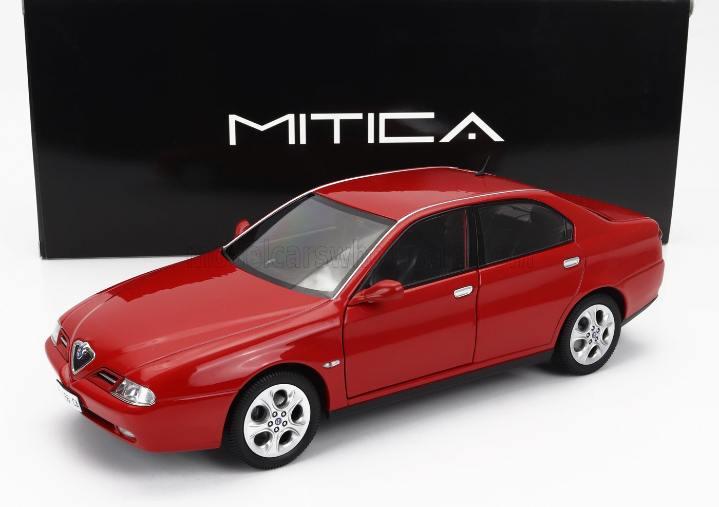 1:18 ALFA ROMEO 166 3.0 V6 (1998) - Black Interior, Rosso Alfa Red - 200031-D