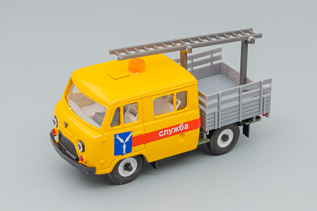 1:43 УАЗ 39094 Фермер с лестницей Аварийная, желтый / серый - 15963 02b