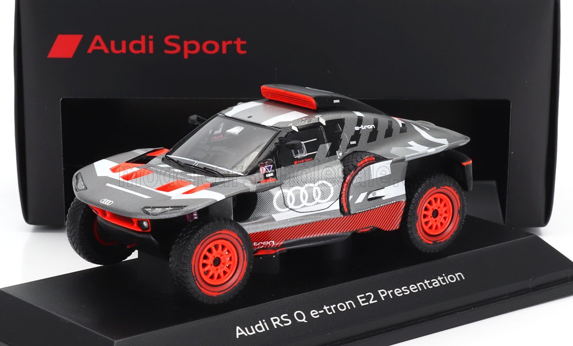 1:43 AUDI Q E-tron Rs E2 Team Audi Sport N 0 Presentation Rally Dakar (2022), Grey Silver Black - 5022200631