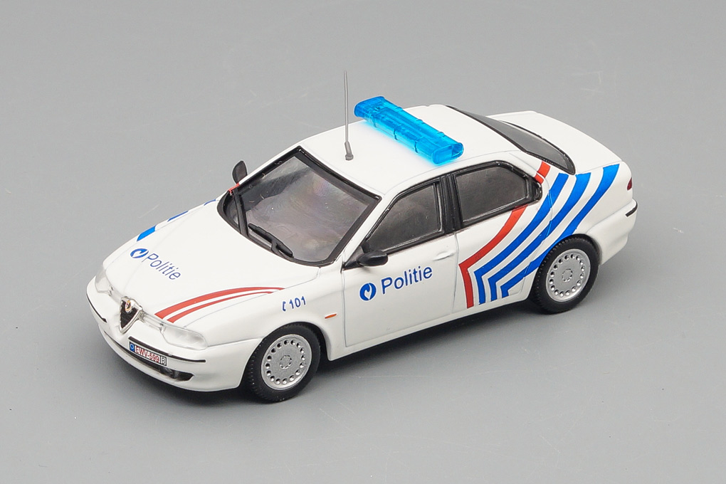 1:43 ALFA ROMEO 156 Полиция Бельгии, Полицейские Машины Мира 49, белый - PCW049-X2