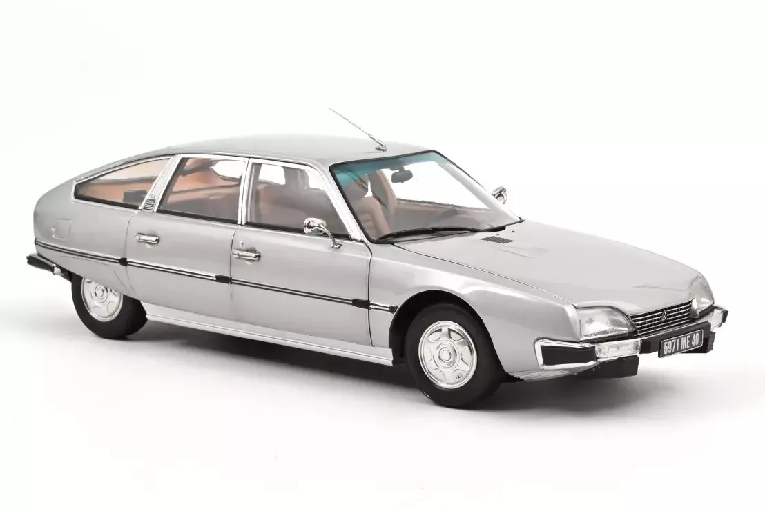 1:18 CITROEN CX 2200 Pallas (1976), Largentiere Grey - 181810