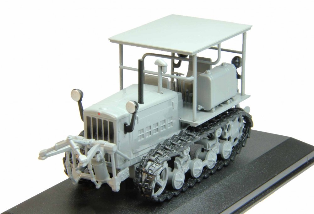 1:43 ДТ-57, Тракторы 34, серый - TRC034