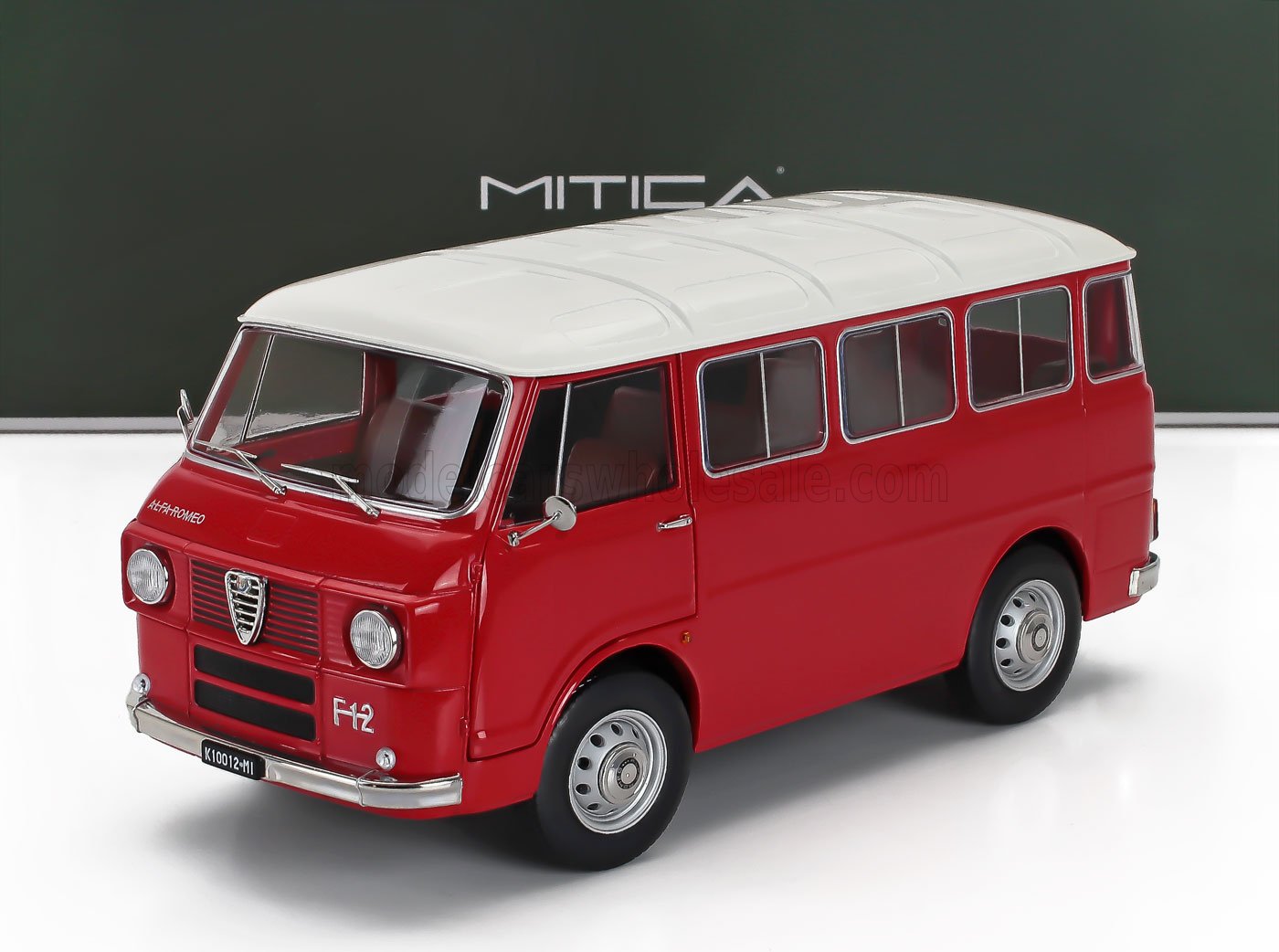1:18 ALFA ROMEO F-12 Minibus 1-series (1967), Red Ivory - 200061-D
